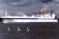 SCA vessels cut emissions by 90 (photo: Administrator)