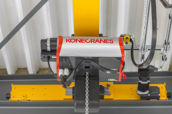 <p>Konecranes new CLX chain hoist crane, available from 500kg to 5t lifting capacity. © Konecranes</p>