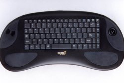 Innovative wireless keyboard design (photo: Administrator)