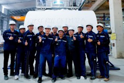<p>ANDRITZ successfully starts up a <em>Prime</em>LineCOMPACT tissue production line at Xuong Giang Paper Mill, Vietnam</p>
<p> © ANDRITZ</p> 