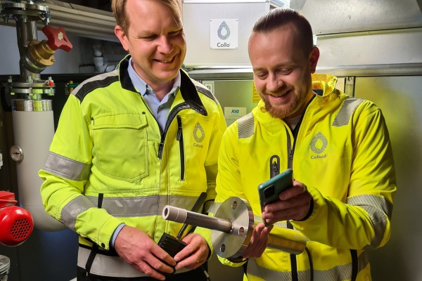 <p><em>Mikko Tielinen, Head of Sales (left), and Matti Järvinen, CEO of ColloidTek, know their ways among the pipes and tanks at a liquid processing facility.</em></p>