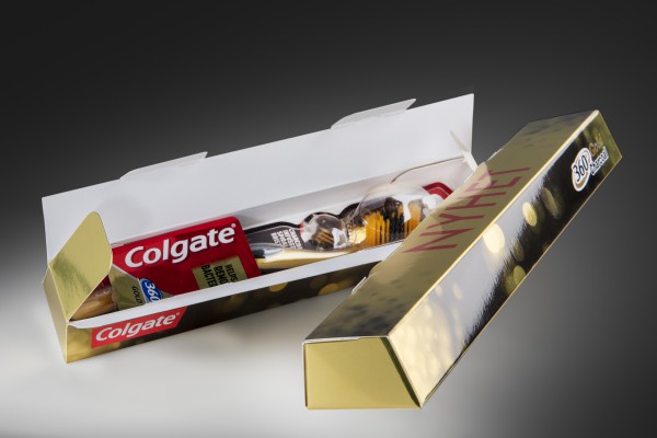 <p><strong>Caption:</strong>Colgate’s gold toothbrush, the Gold 360⁰, was launched in Norway in packaging in the form of a gold bar. The packaging is printed on Invercote Metalprint Digital 300 g/m² + 29 g/m², 420 µm, 16.5 pt.</p>
<p> </p>